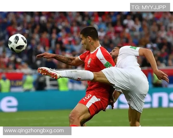 暴富之路与足球明星的魅力女性如何在绿茵场上实现梦想与财富