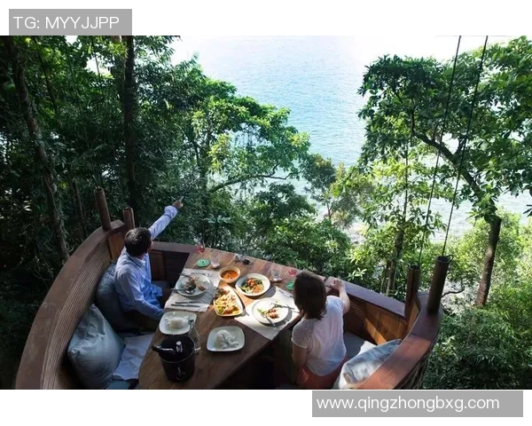 足球明星的休假生活揭秘：从训练场到度假村的精彩瞬间